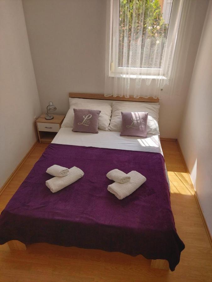 Apartmani Anita Malinska Exteriér fotografie