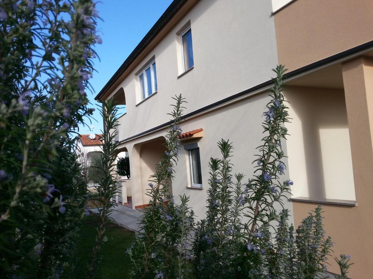 Apartmani Anita Malinska Exteriér fotografie