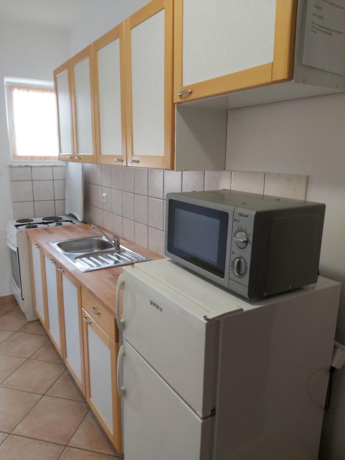 Apartmani Anita Malinska Exteriér fotografie