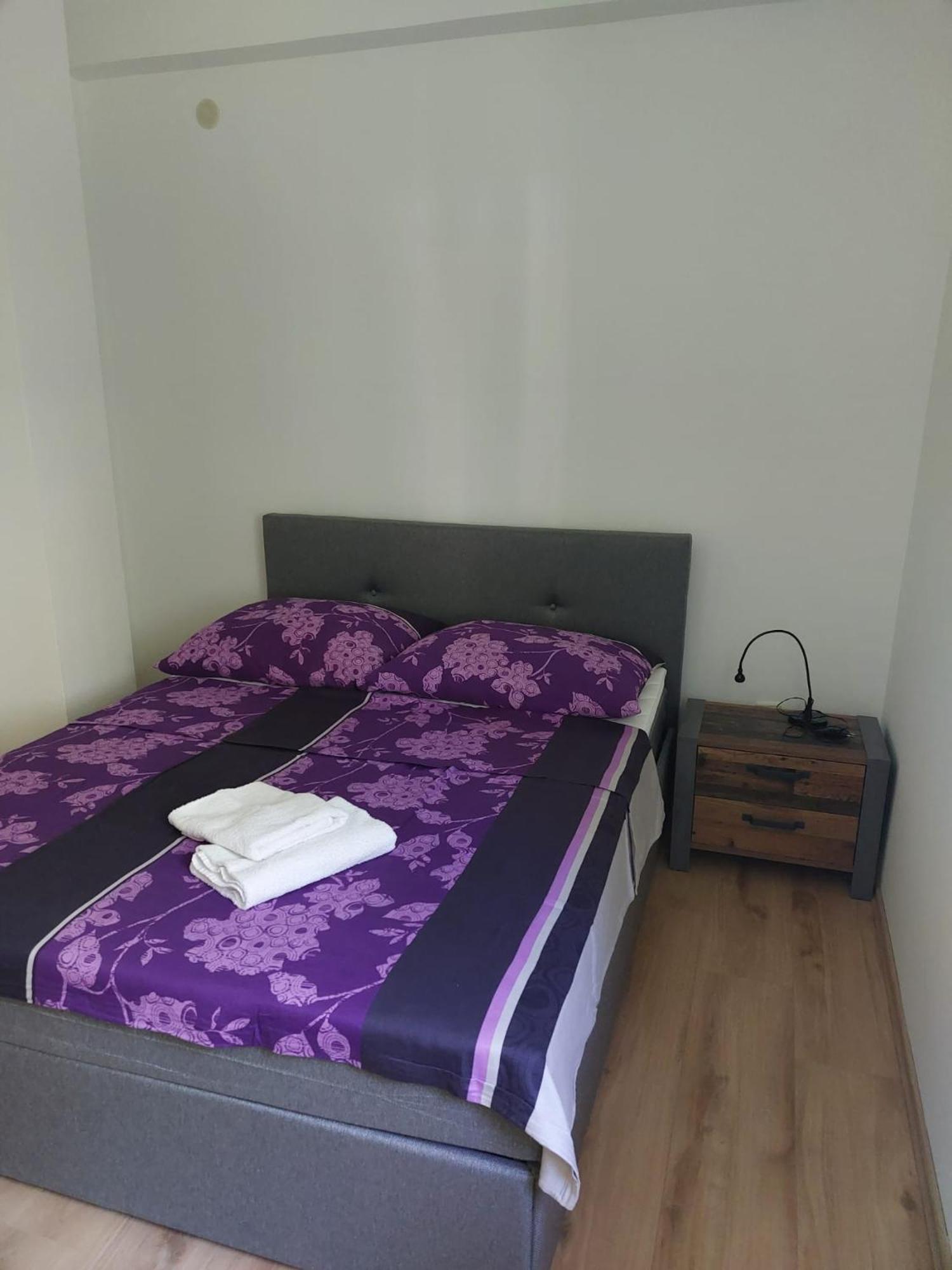 Apartmani Anita Malinska Exteriér fotografie