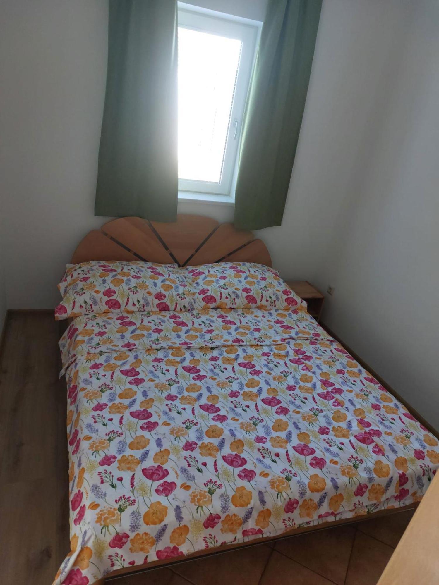 Apartmani Anita Malinska Exteriér fotografie